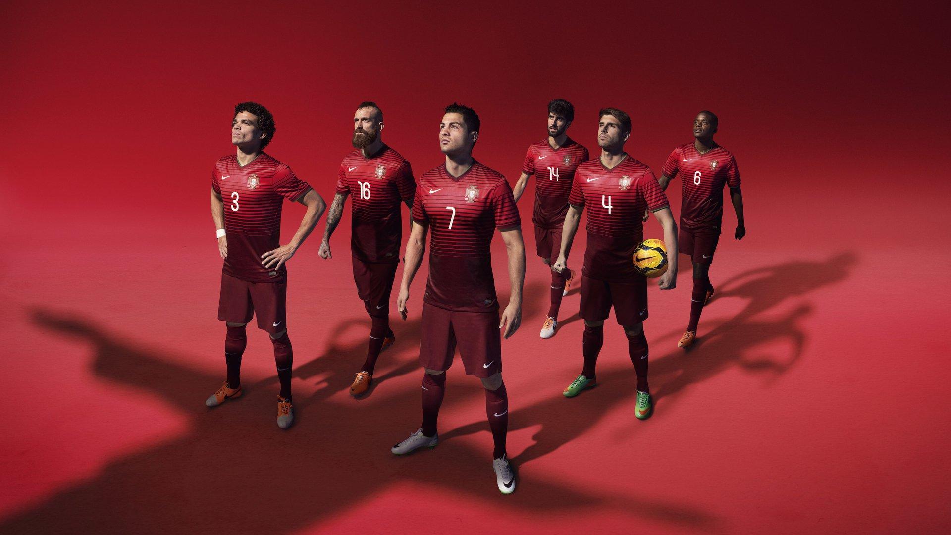 卡纳瓦罗盛赞布翁焦尔诺，控球大师领衔，他是蓝衣军团现役最强后卫