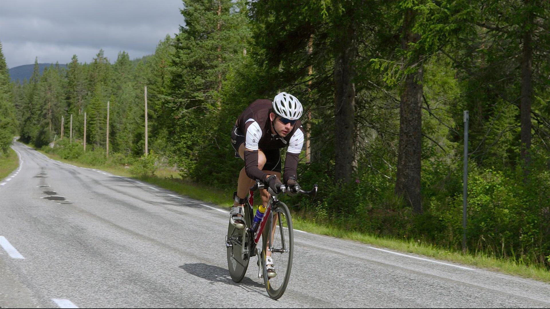 关键球落地争议判罚引风波，比塞克赛后坦言判断被干扰